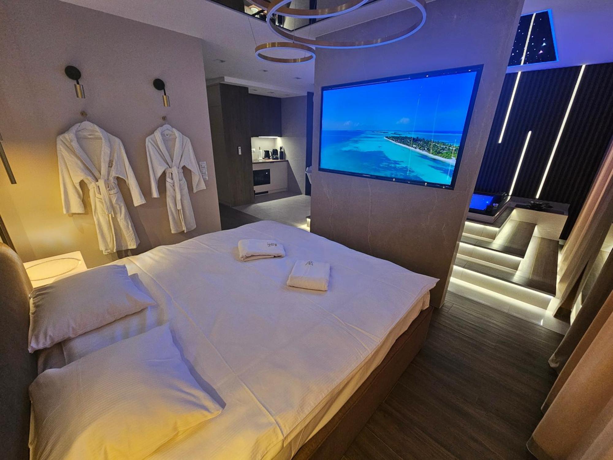 Masarska 8 Vip Apartamenty Jacuzzi 克拉科夫 外观 照片